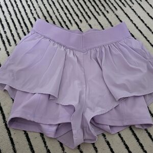 Popflex Lilac on the run ruffle short Women's Shorts XS